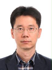 CHO, BONG HO Image