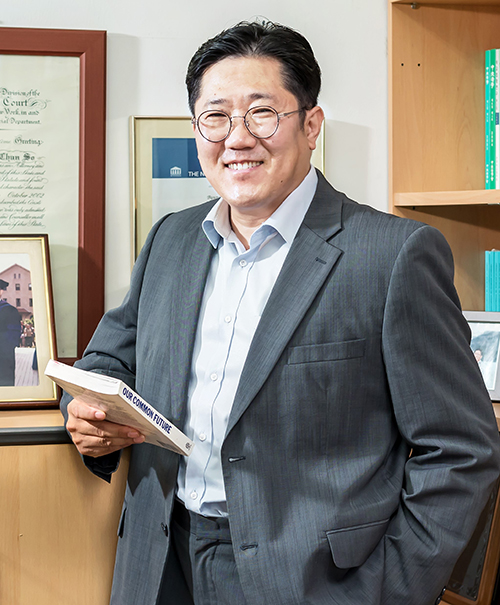 So, Byung-Chun Image